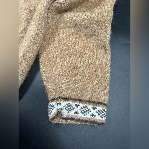 Vintage Handmade Alpaca Wool Peruvian Sweater Button Down Cardigan Tan Khaki S - Picture 3 of 9